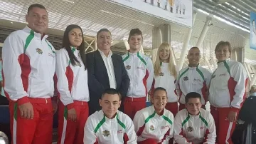 България със седем състезатели на Световната купа по скокове на батут