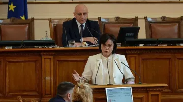 Столетницата иска да се труди през август, ГЕРБ я пазят да не получи инфаркт