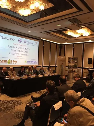 От дискусията "Да! На българската електроника": Велев: Инженерната индустрия е подценена