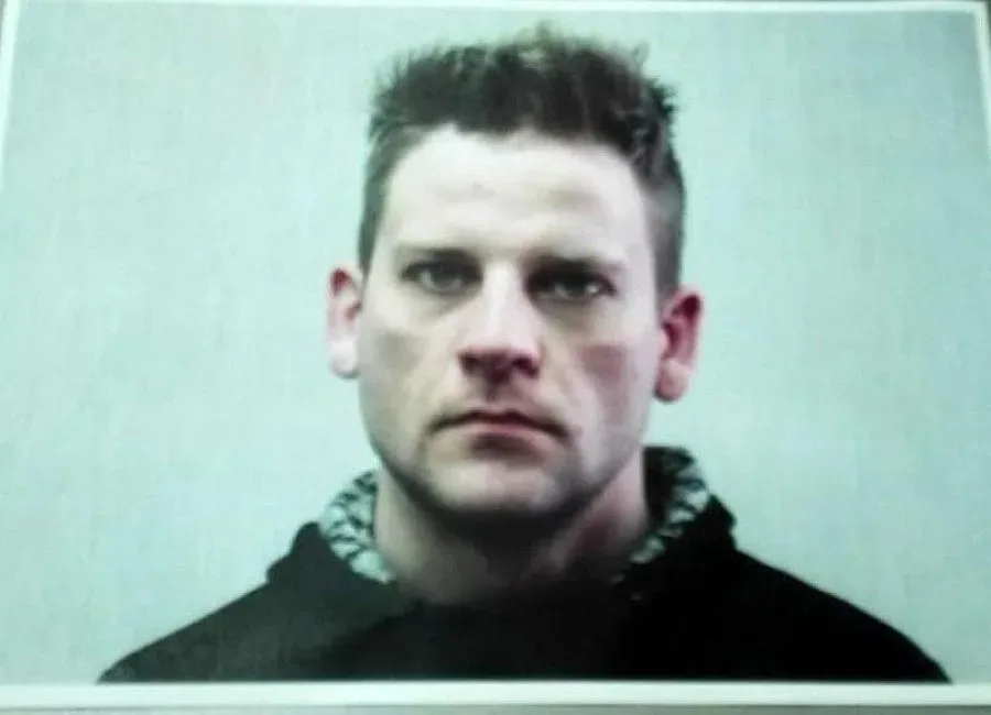 ​Избягалият арестант се предаде в прокуратурата в Монтана