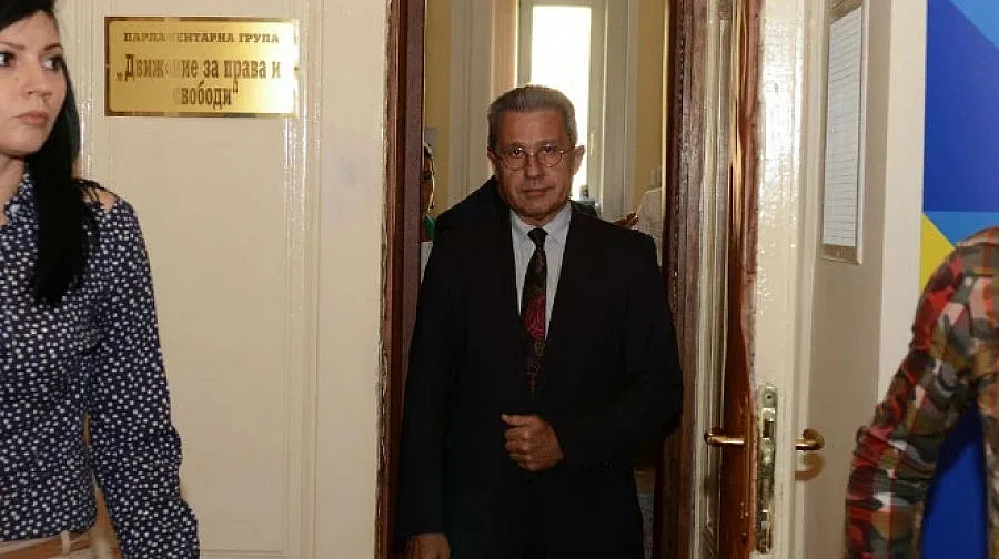 ДПС иска анкетна комисия за корупция при даване на българско гражданство