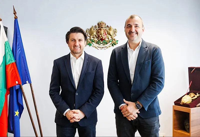 Министър Боршош се срещна с новоизбрания председател на АБТТА Петър Стоянов