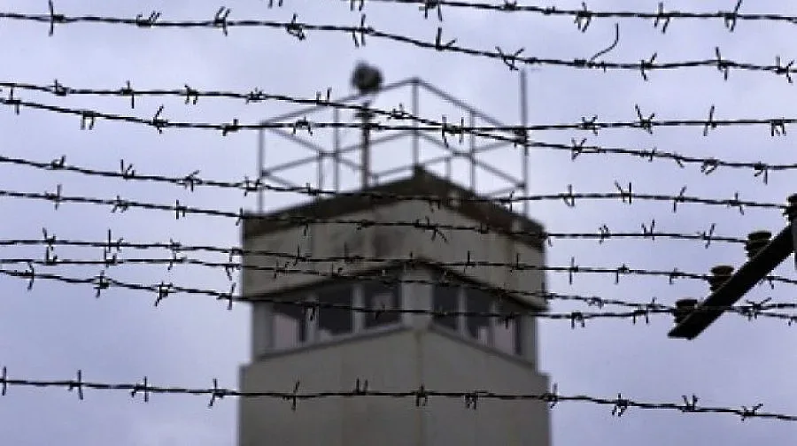 Бивш зам.-министър: Само в женския затвор в Сливен няма мобилни телефони