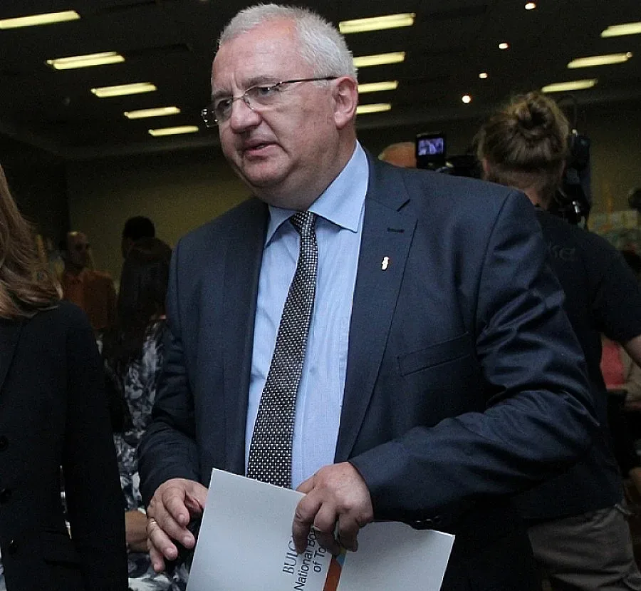 Туризмът протестира срещу законовите промени на Ангелкова