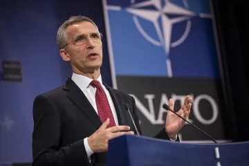 Столтенберг очаква покана за Македония в НАТО