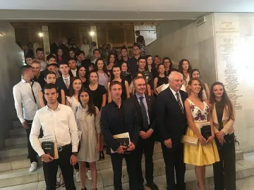 Випуск 2018 на Италианския лицей с патенти за бъдещето