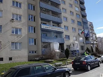 Гратисчия налетя да бие контрольори