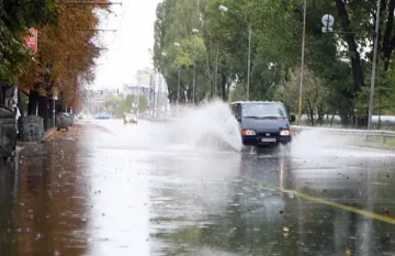 Неустойчиво време
