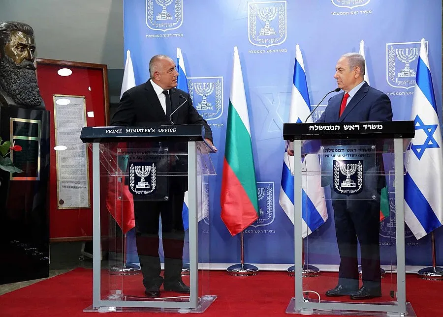 Обсъждаме съвместно военно производство с Израел