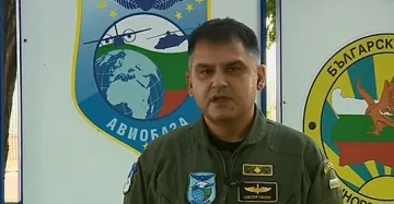 Шефът на авиобаза „Крумово”: Летим на санитарния минимум и това е убийствено