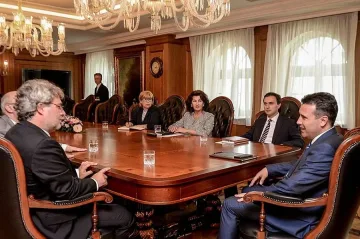 Боил Банов представя бг артисти из Европа