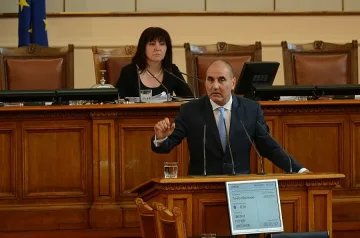 Цветанов за вота на недоверие: Вместо почит, нажежаваме напрежението