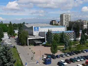 ОБЗОР: Продават "Универсиада" за 15,6 милиона лева