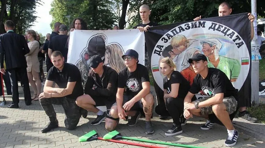 Арести на анти гейпарад