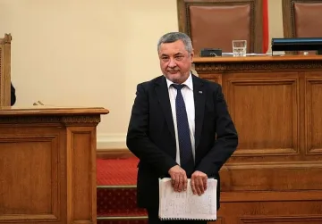 Симеонов нямал спор с Ангелкова, а разминавания кое е законно и кое не