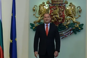 Президентът: Аз нямам началници, за разлика от други