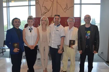 „Златната липа" отпътува за Швейцария