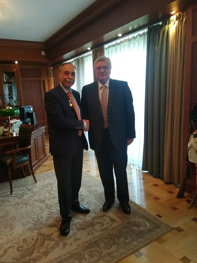 МГИМО награди посланик Бойко Коцев