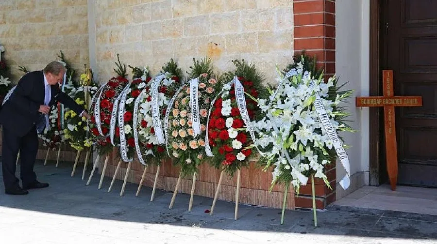 Роднини и приятели се сбогуваха с Божидар Данев