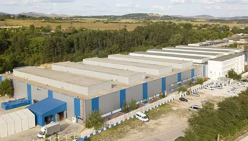 Гигантски завод затваря врати. Хиляди българи на улицата