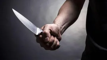 Полицай застреля мъж, ранил с нож двама души във влак в Северна Германия