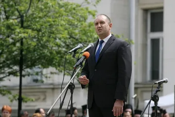 Президентът: Русия трябва да ни уважава, мястото на България е в еврозоната