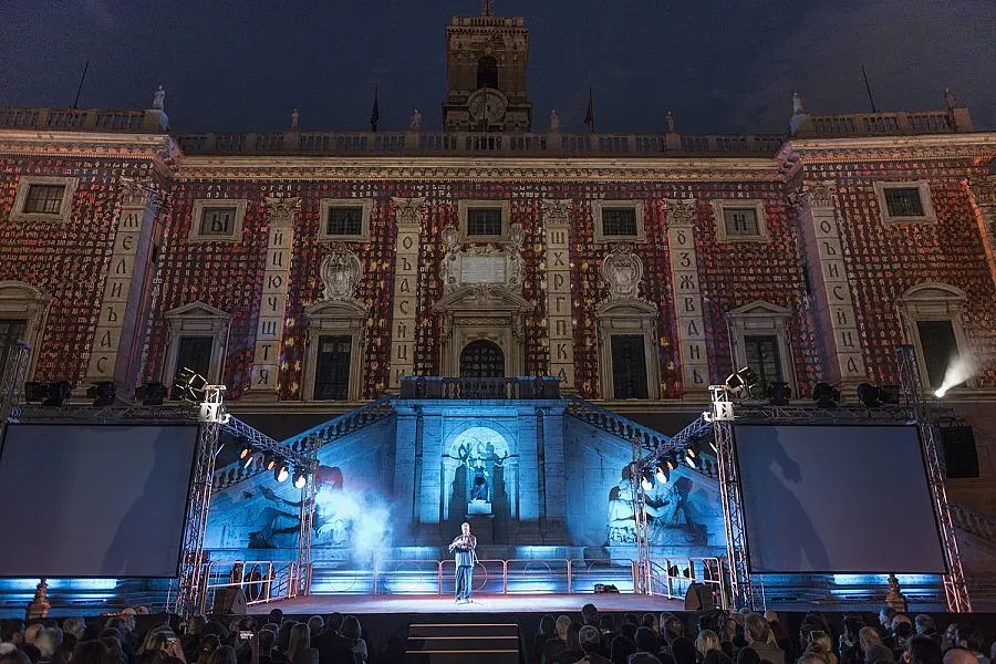 Кирилицата освети центъра на Рим