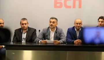 Кирил Добрев към областния актив на БСП: ГЕРБ са готови на всичко, за да не паднат от власт