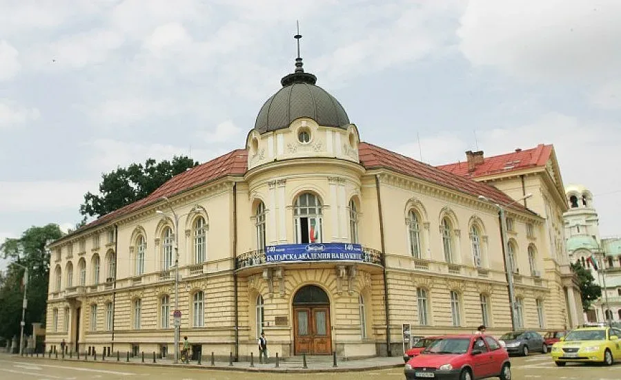 БАН показва водородни коли за Деня на детето