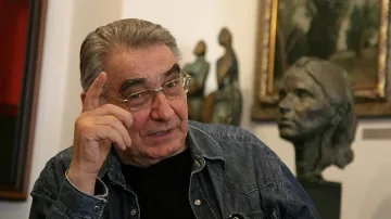 ТЕМА: Сбогуваме се в сряда със Светлин Русев