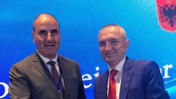 Цветанов се срещна с Илир Мета на Балканската молитвена закуска