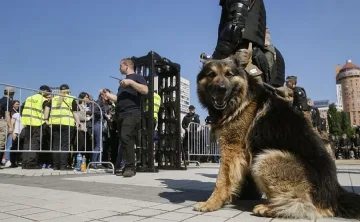 Затвориха станции на метрото в Киев заради заплахи за бомби