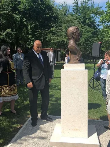 Борисов благодари за паметника на Вазов и пожела успех на Модрич с Реал Мадрид 