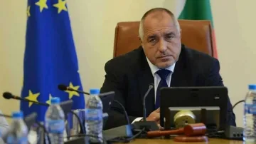 Борисов: Болниците във Враца и Ловеч ще работят, хората ще си получат парите