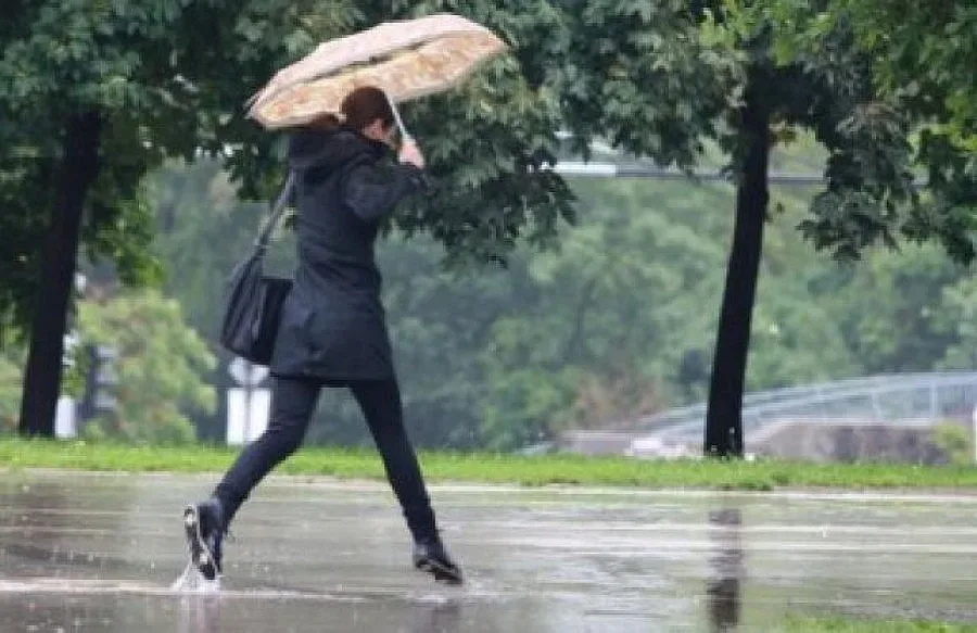 Пак дъждове и градушки