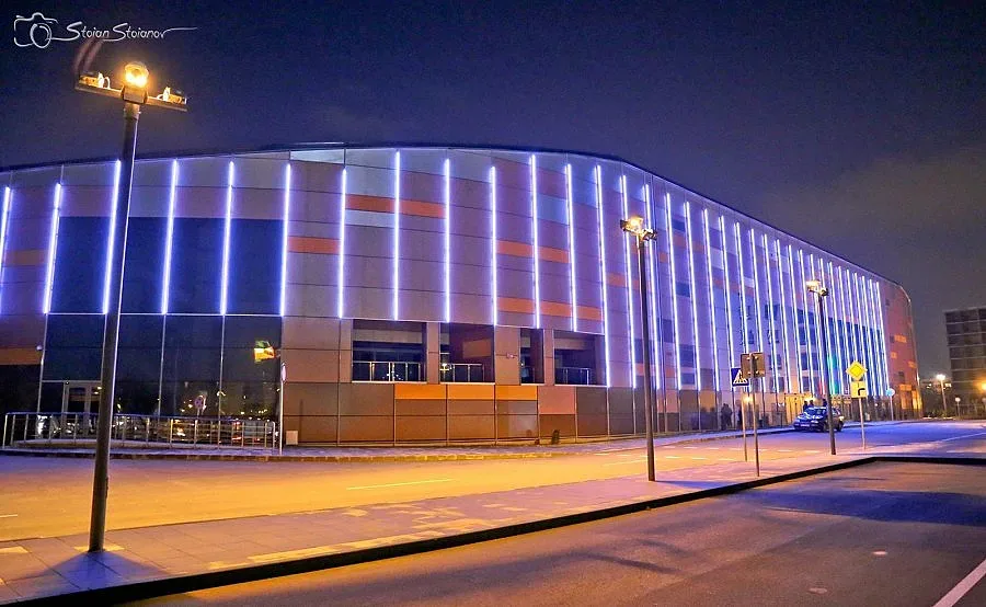 Бой на фенове и ранени барети на ММА шоу в Пловдив