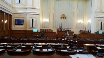 Депутатите ще почиват на 24 и 25 май