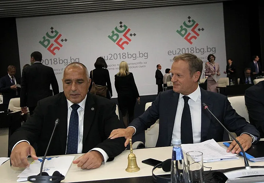 ОБЗОР НА СРЕЩАТА НА ВЪРХА. Туск: Няма план Б за Западните Балканите