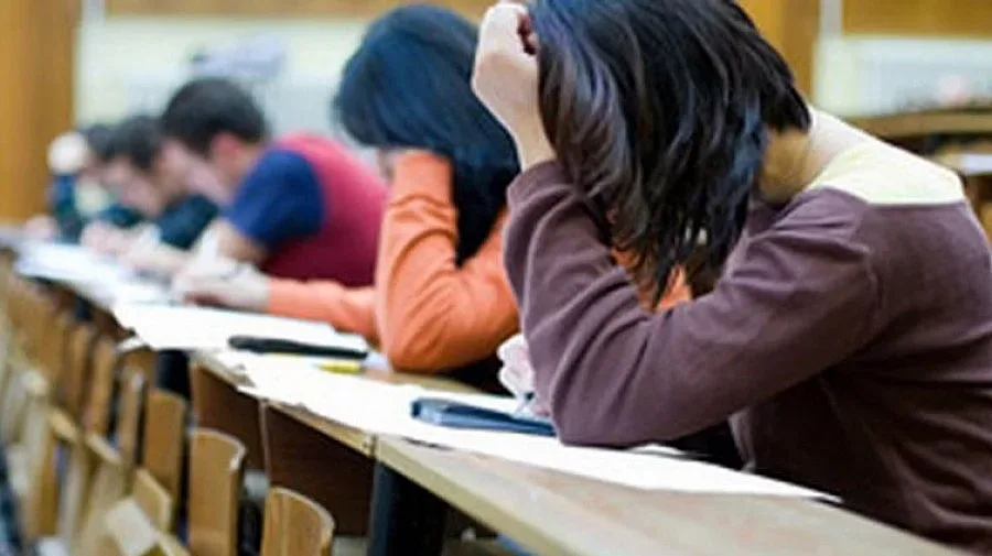 10 000 квестори ще пазят матурите