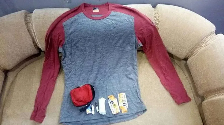 Откриха фланелка на Боян в лагера под Шиша Пангма