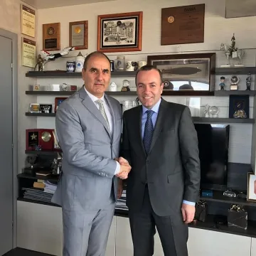 Цветанов проведе работна среща с председателя на групата на ЕНП в ЕП Манфред Вебер