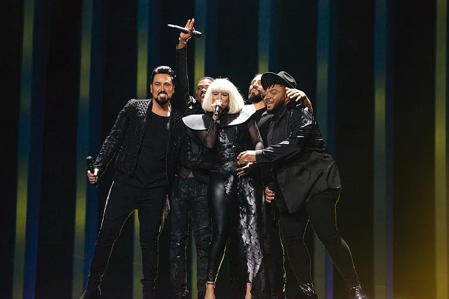 ОБЗОР: Две награди за „Equinox" в Лисабон