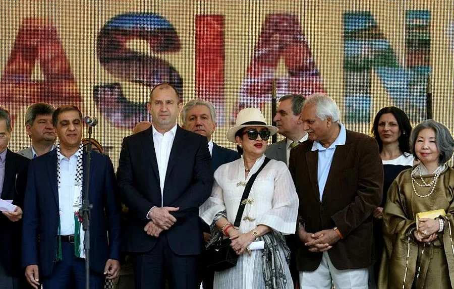 Румен Радев: Азиатските страни са естествен партньор на България