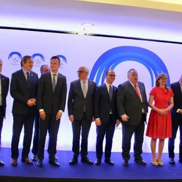 Дипломатите от Източна Европа очакват разширяване на ЕС от 2025 г.