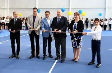 Кралев откри нова зала в Банкя