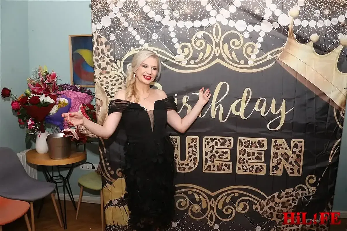 Нина Хамилтън отпразнува рожден ден с кауза в подкрепа на майчинството