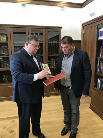 Цацаров награди прокурор от Софийска градска