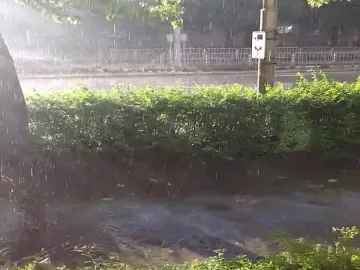 Слънце и дъждове