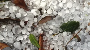 Дъжд и градушки днес