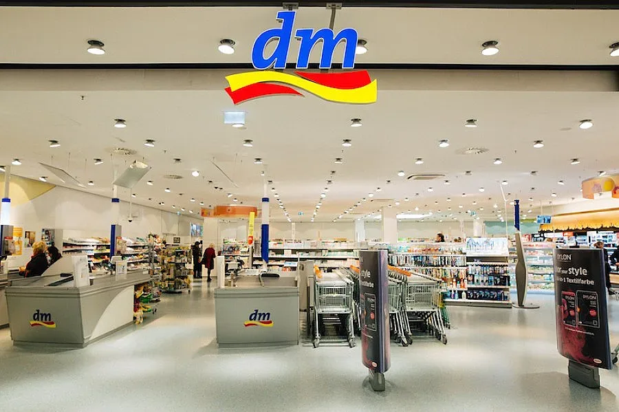 dm България отчита ръст на оборота от 21,9%